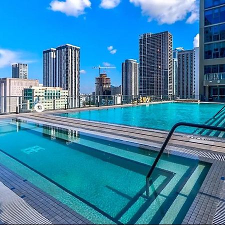 Luxurious King Bed Suite In Downtown Miami Eksteriør billede