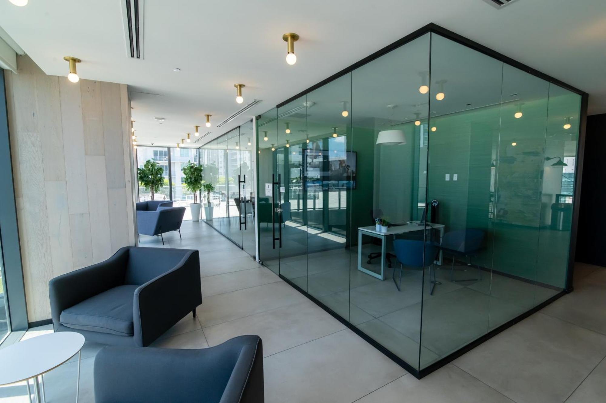 Luxurious King Bed Suite In Downtown Miami Eksteriør billede
