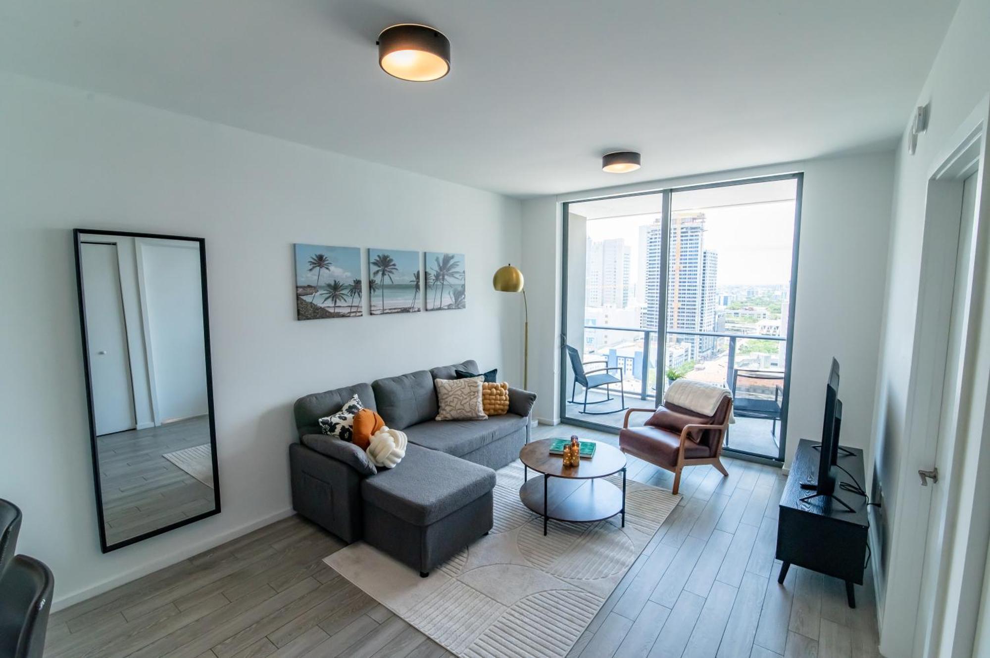 Luxurious King Bed Suite In Downtown Miami Eksteriør billede