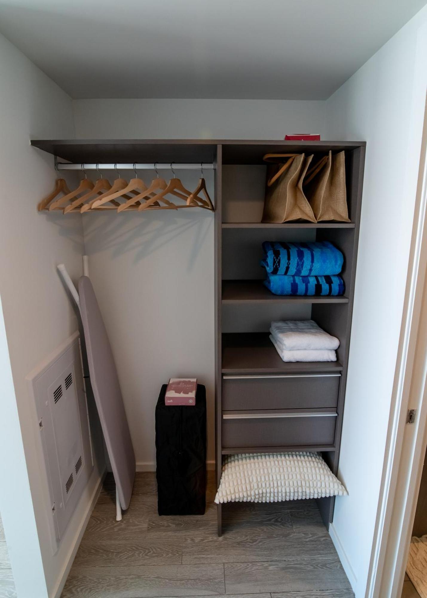 Luxurious King Bed Suite In Downtown Miami Eksteriør billede
